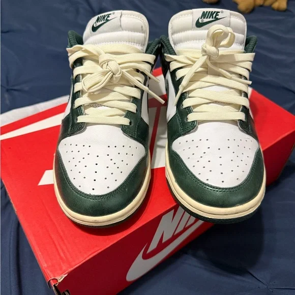 Nike Dunk Low - Picture 1 of 6